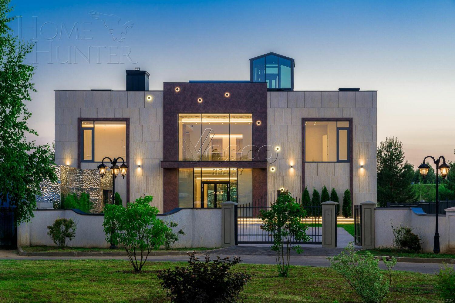 2-этажный коттедж 1 500 м² с отделкой