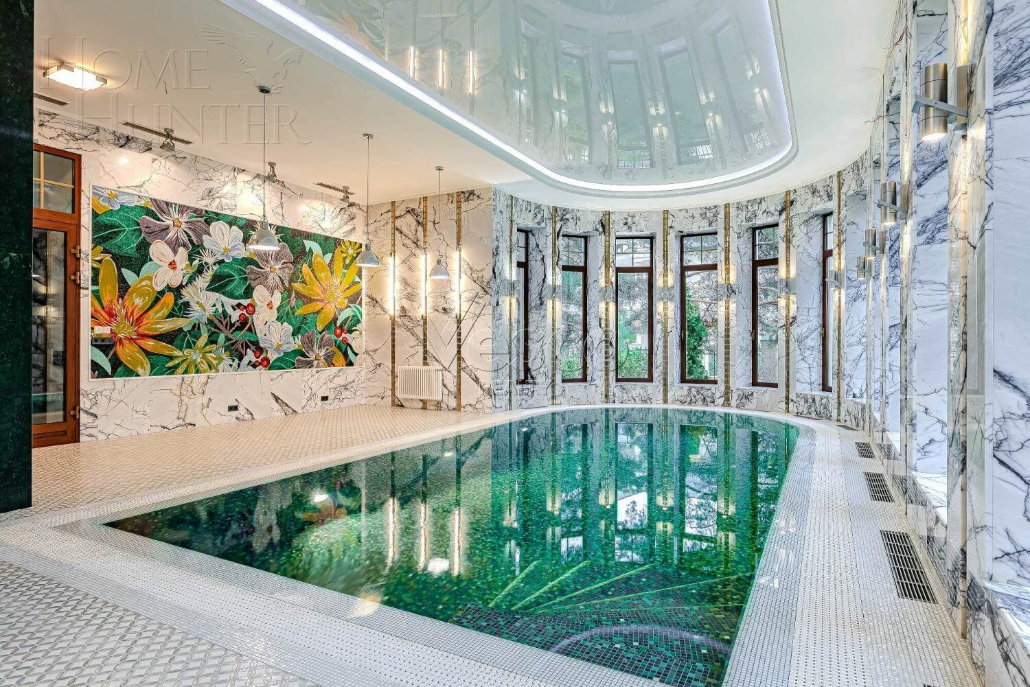 2-этажный коттедж 1 400 м² с отделкой