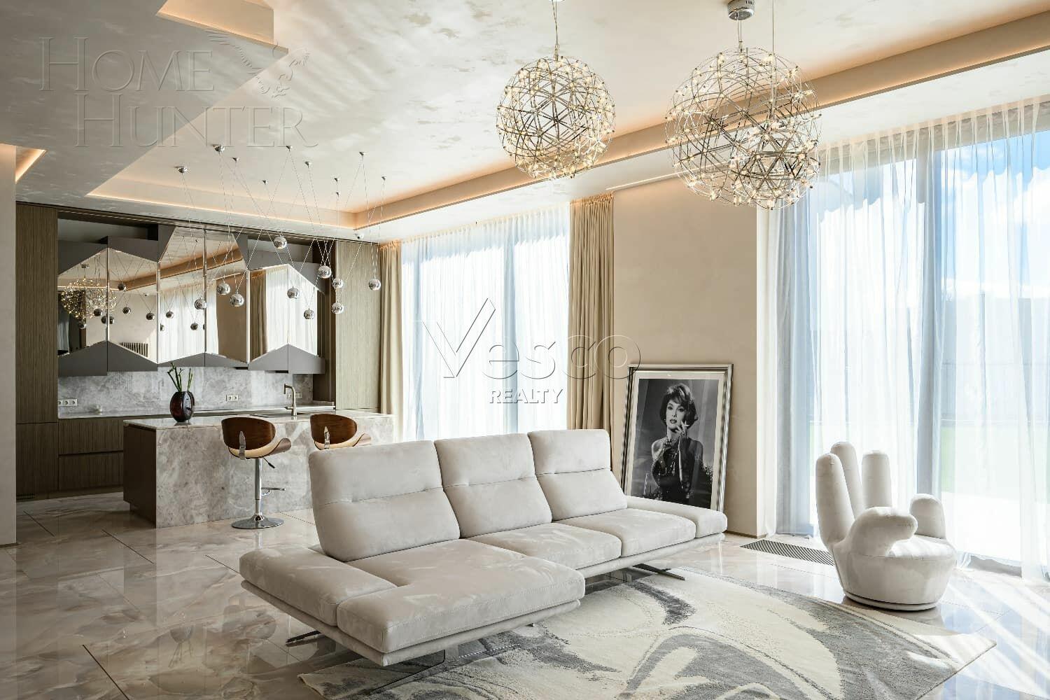 2-этажный коттедж 1 500 м² с отделкой