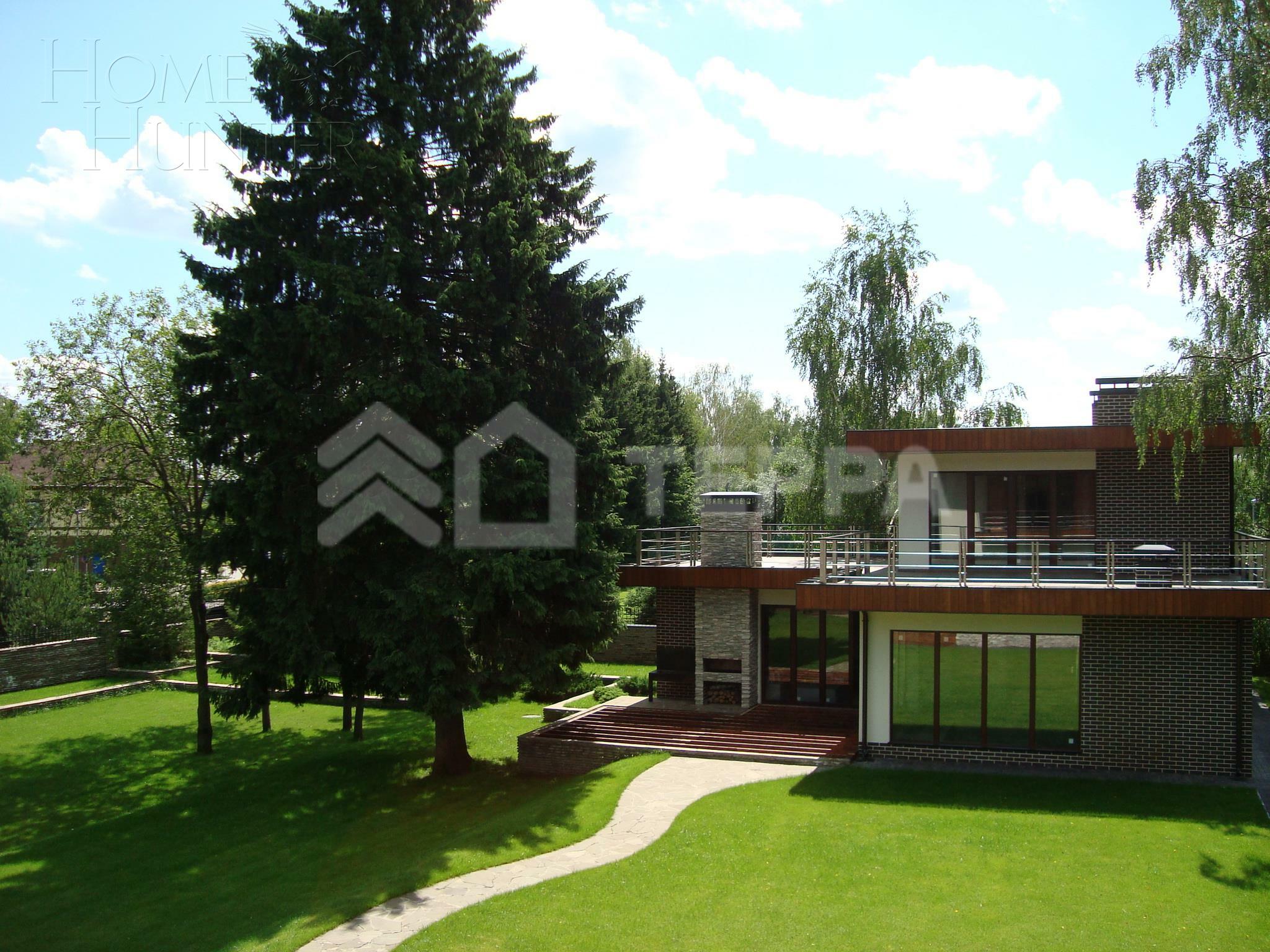 2-этажный коттедж 650 м² без отделки