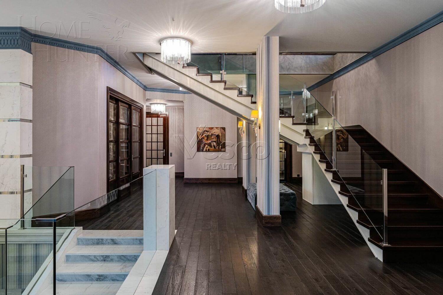 2-этажный коттедж 1 400 м² с отделкой