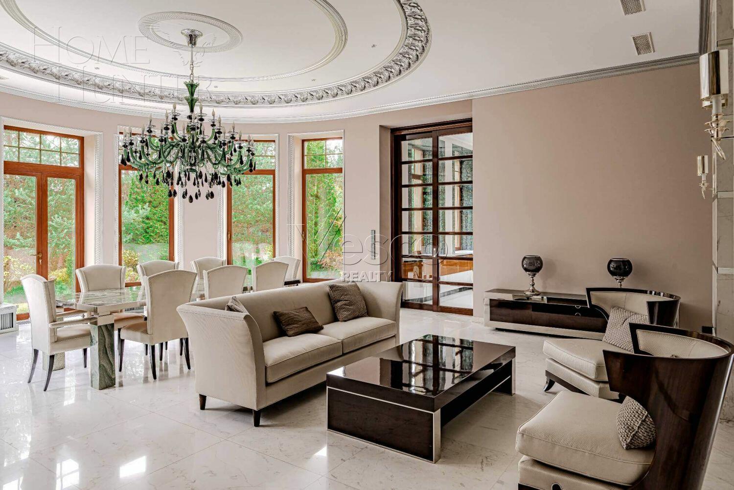 2-этажный коттедж 1 400 м² с отделкой