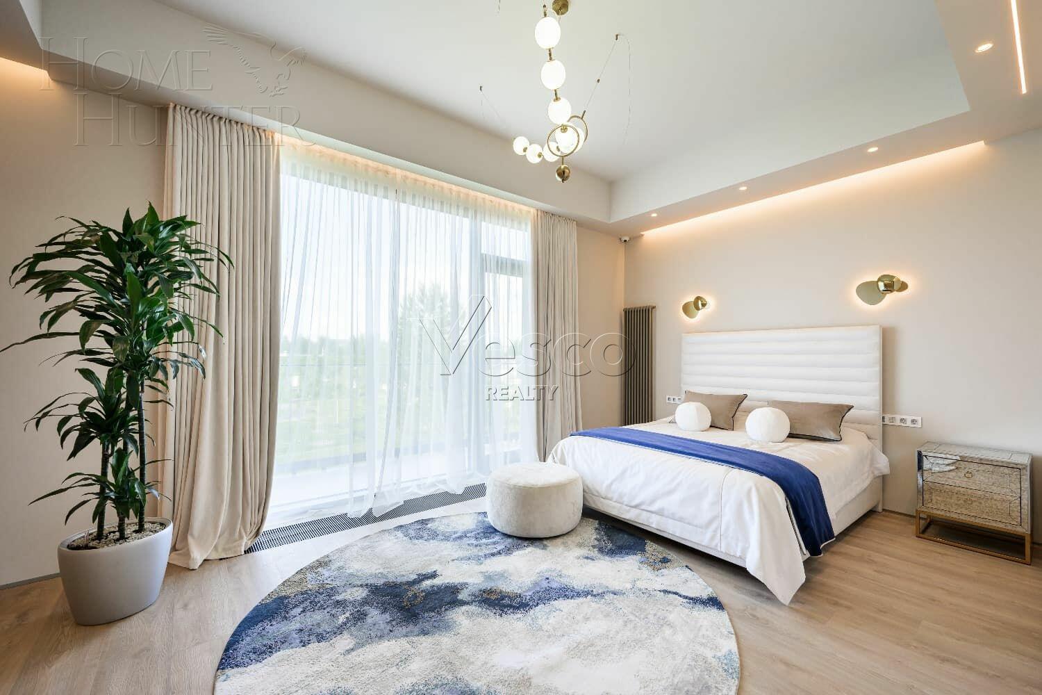 2-этажный коттедж 1 500 м² с отделкой