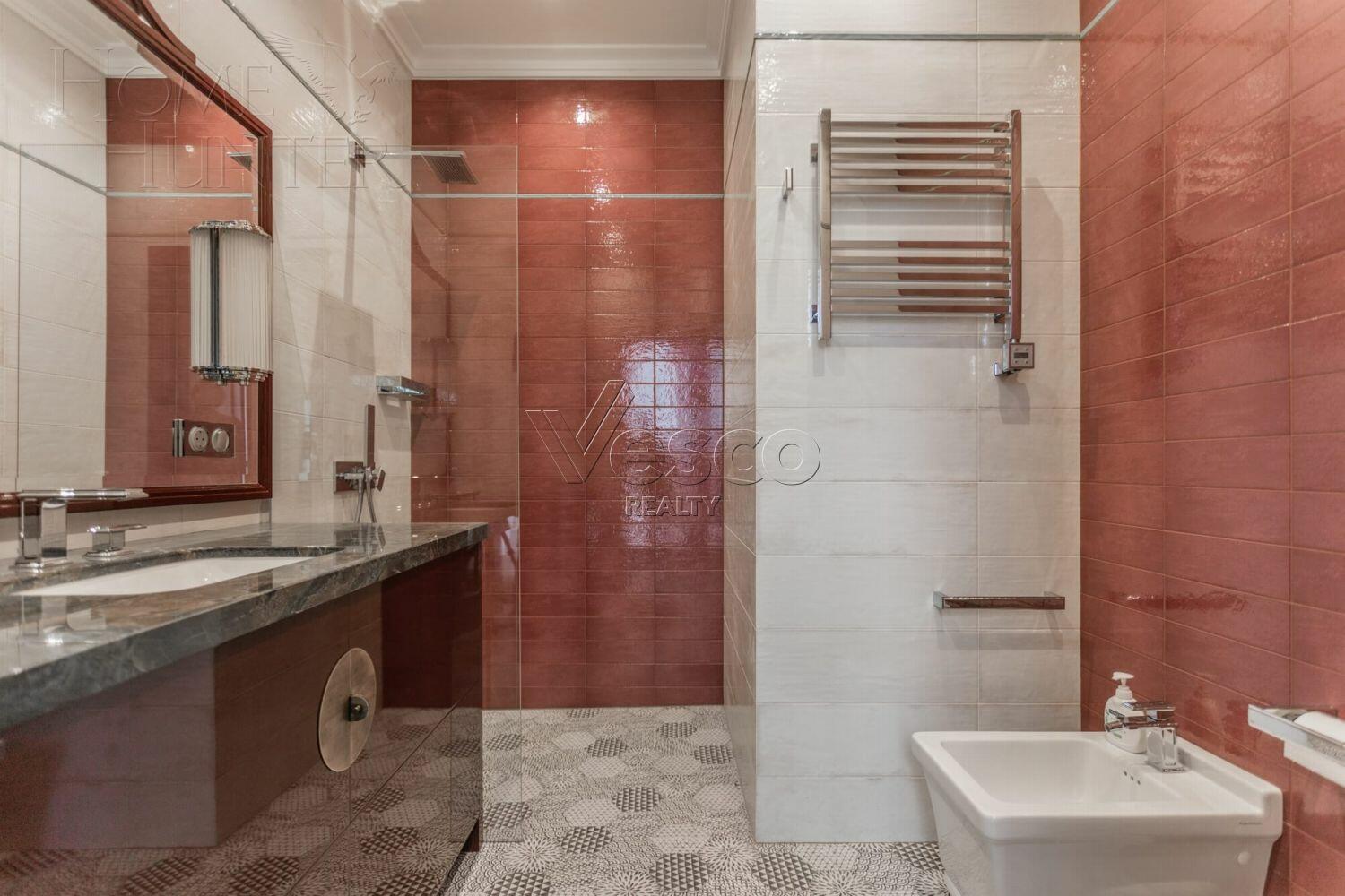 3-КОМН. АПАРТАМЕНТЫ С ОТДЕЛКОЙ 140 М² НА 4 ЭТАЖЕ