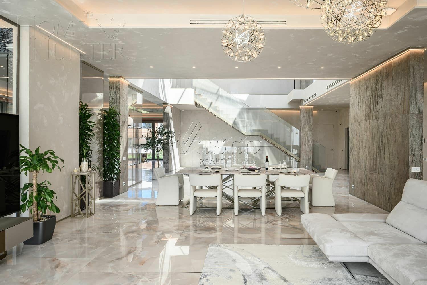 2-этажный коттедж 1 500 м² с отделкой