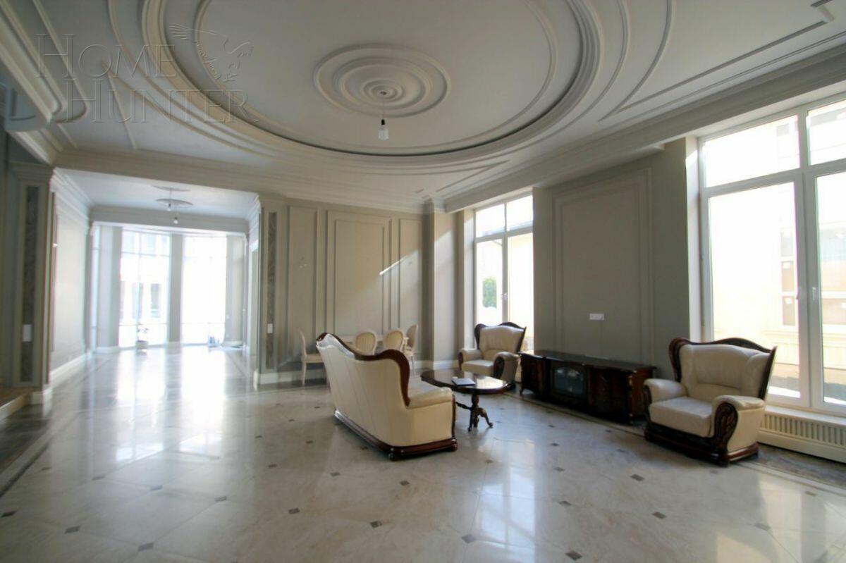 2-этажный коттедж 876 м² с отделкой