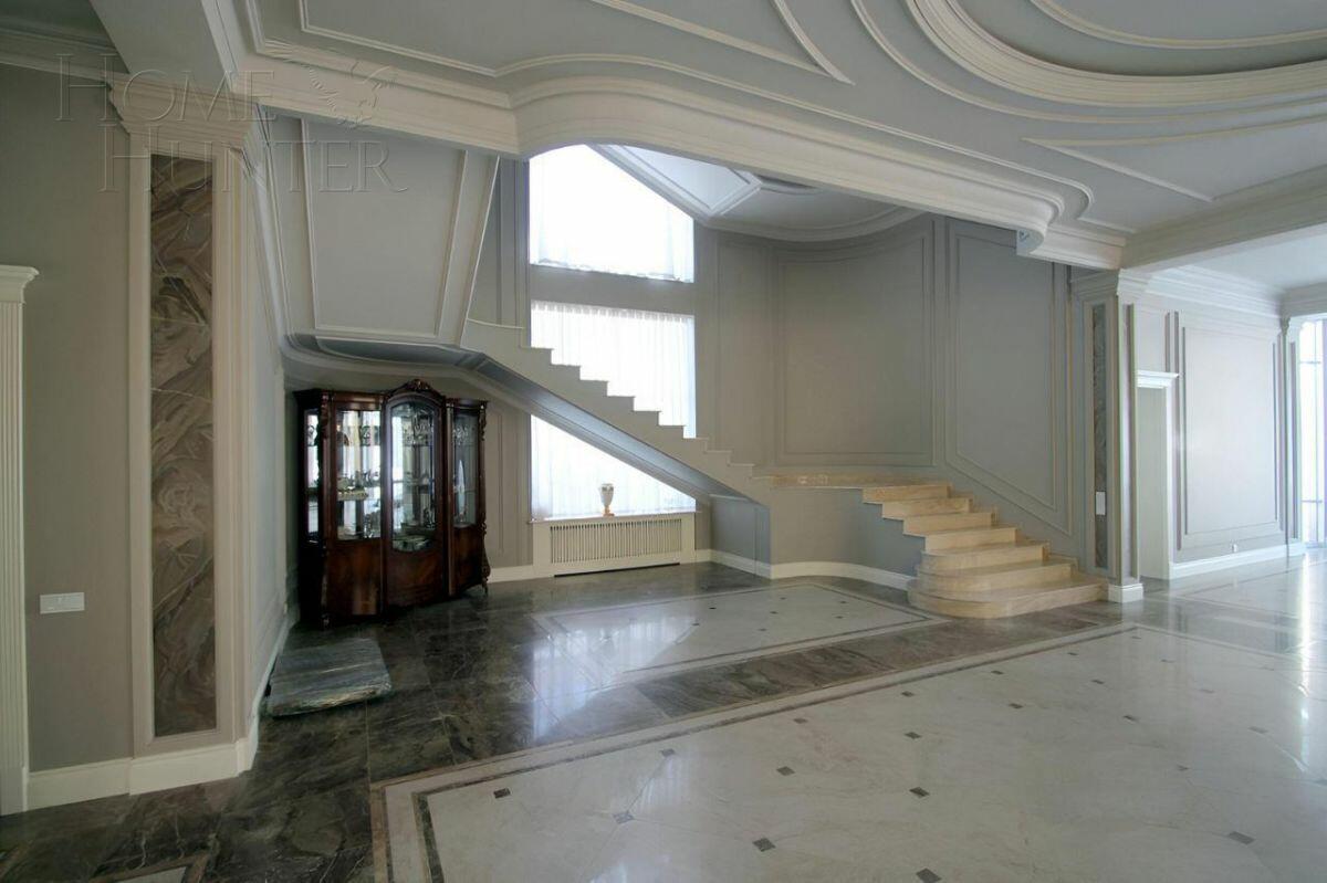 2-этажный коттедж 876 м² с отделкой