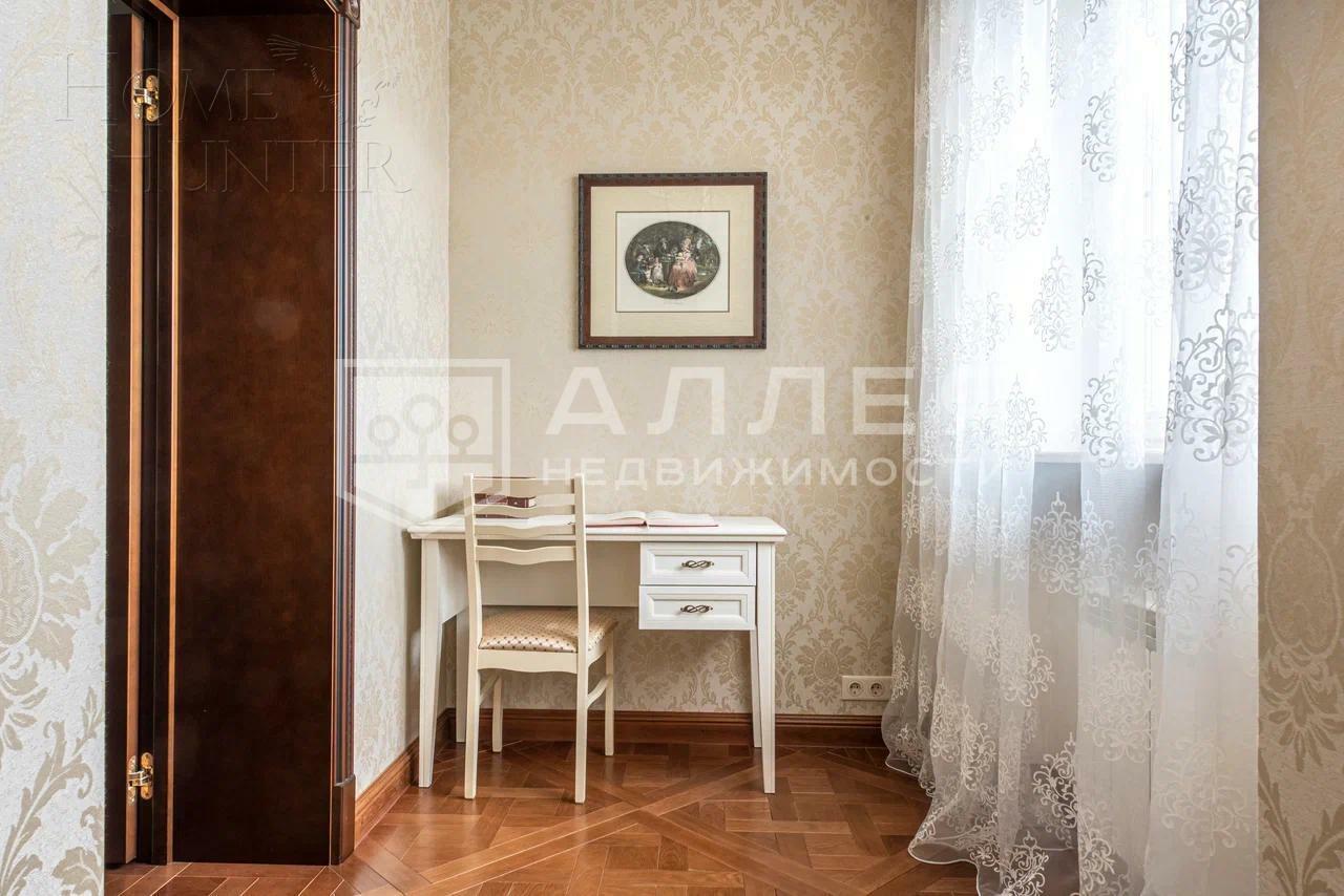 2-этажный коттедж 450 м² с отделкой