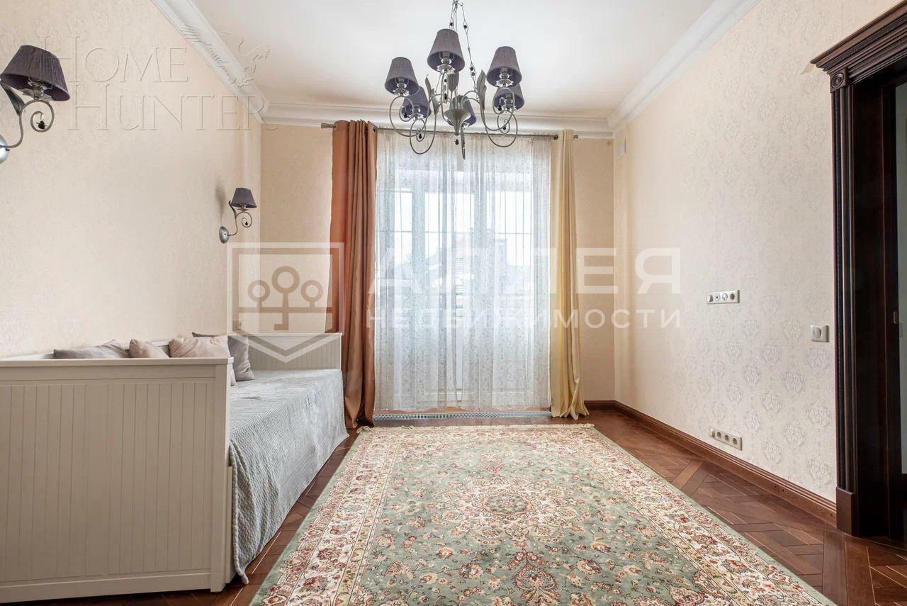 2-этажный коттедж 450 м² с отделкой