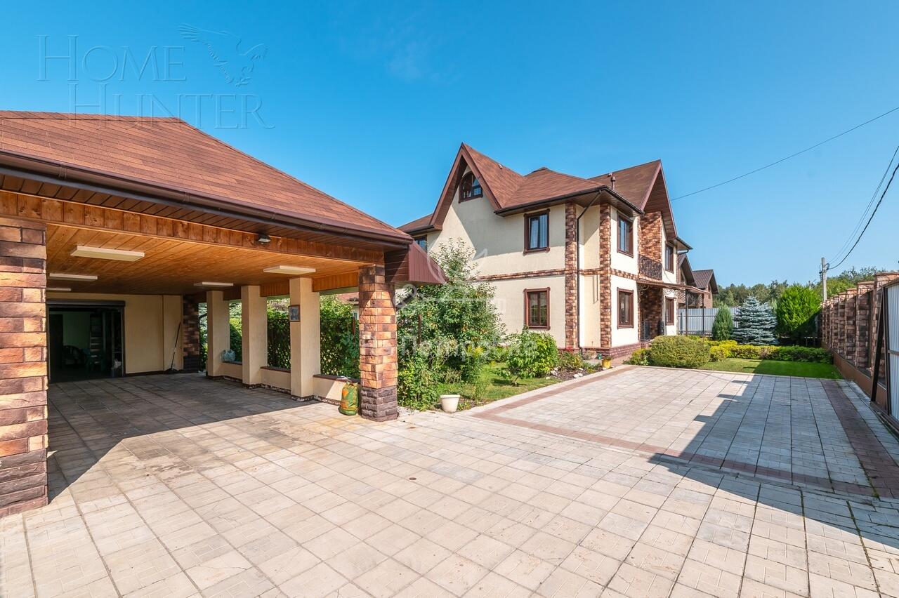 3-этажный коттедж 422 м² с отделкой