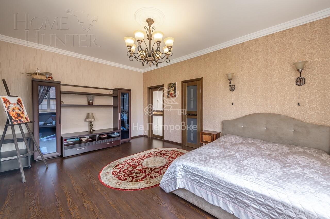 3-этажный коттедж 422 м² с отделкой