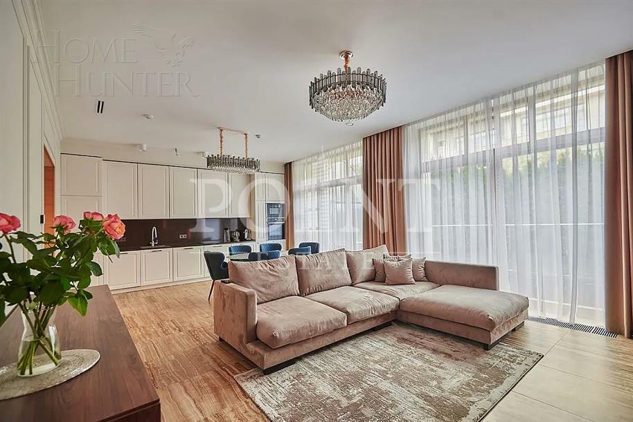 3-этажный таунхаус 264 м² с отделкой