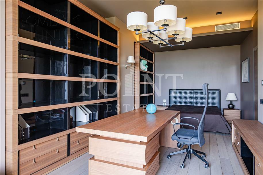 7-КОМН. КВАРТИРА С ОТДЕЛКОЙ 330 М² НА 2 ЭТАЖЕ
