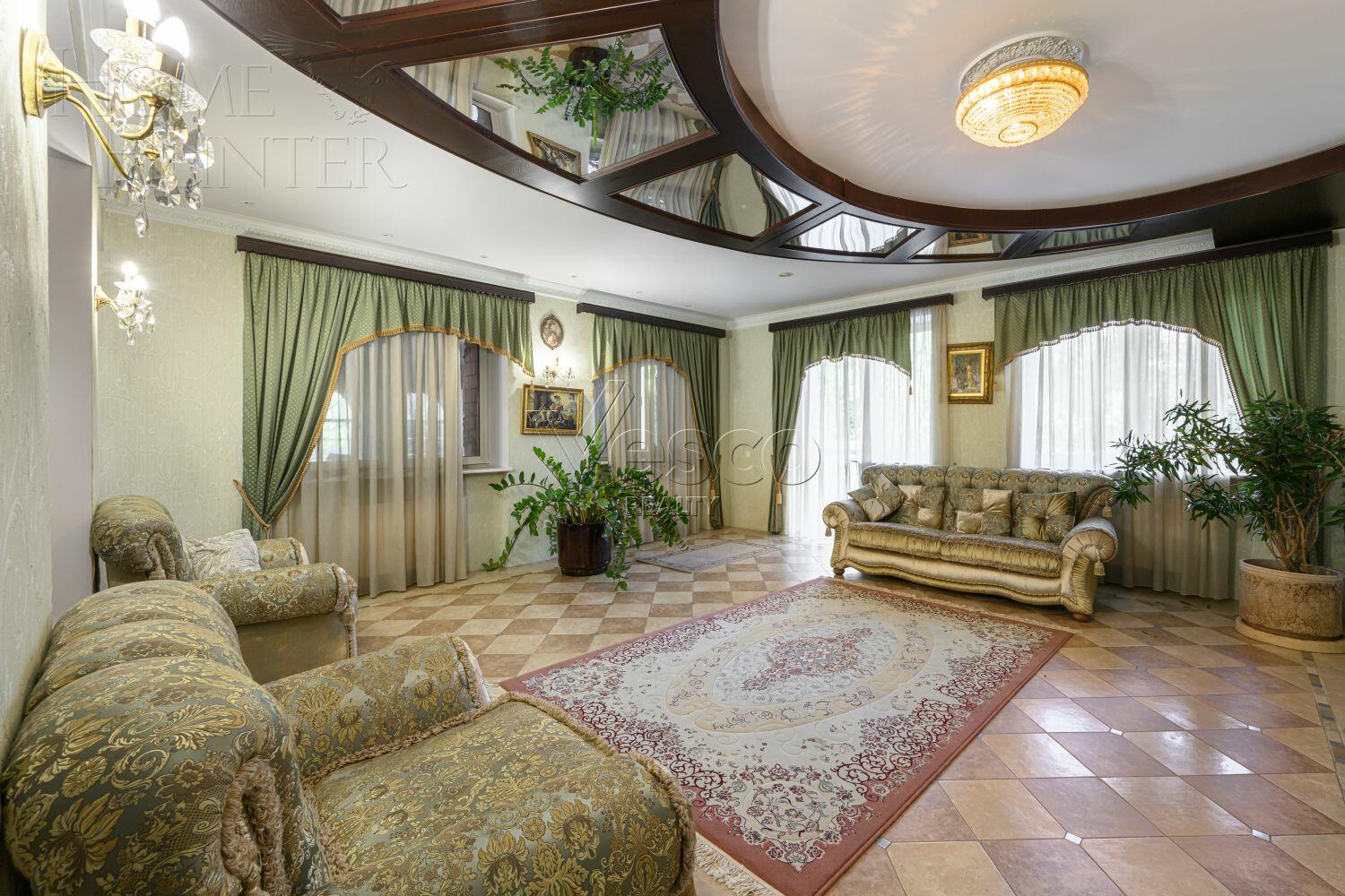 2-этажный коттедж 1 250 м² с отделкой