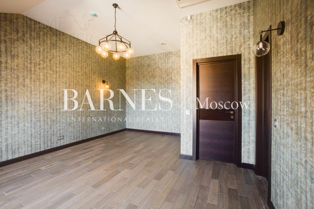 2-этажный таунхаус 213 м² с отделкой