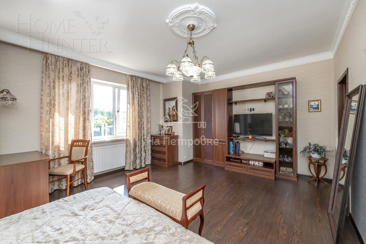 3-этажный коттедж 422 м² с отделкой