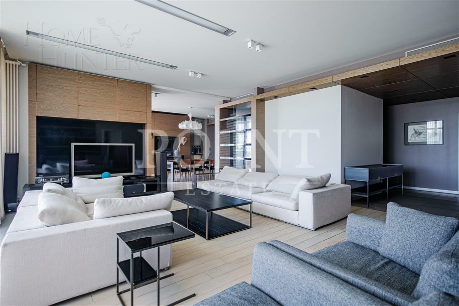 7-КОМН. КВАРТИРА С ОТДЕЛКОЙ 330 М² НА 2 ЭТАЖЕ