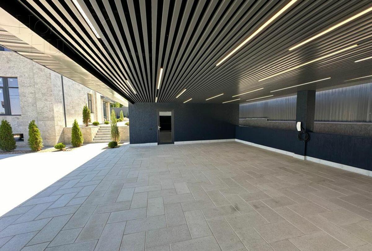 2-этажный коттедж 460 м² без отделки