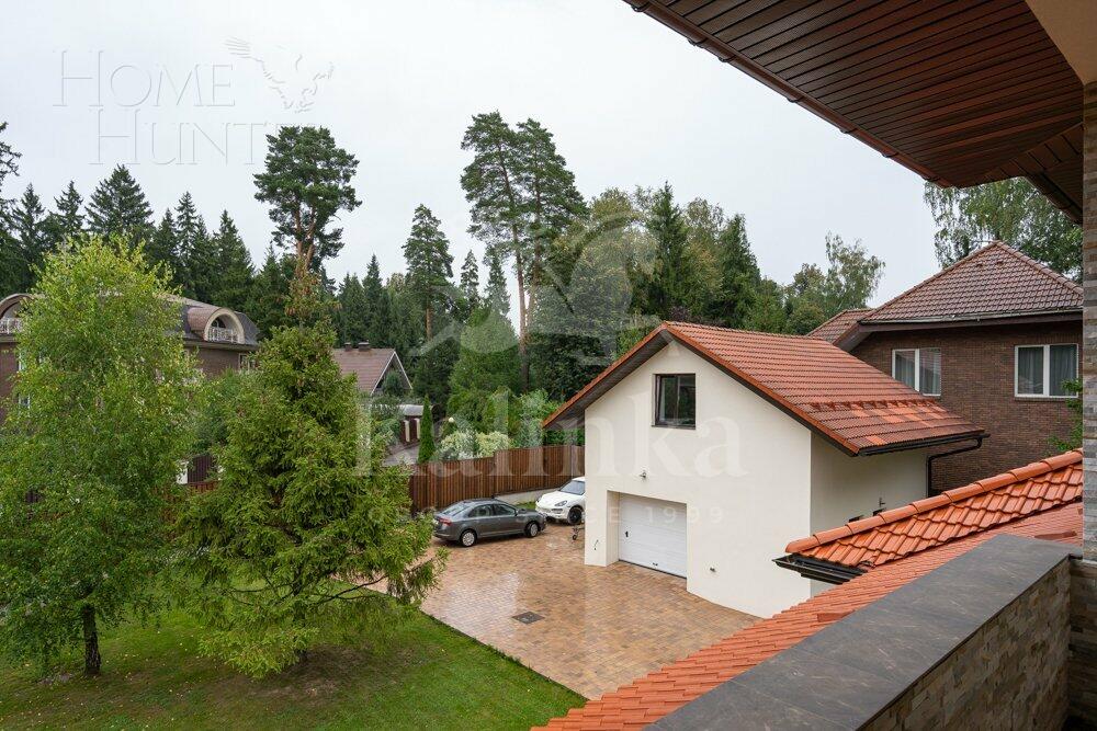 2-этажный коттедж 440 м² без отделки