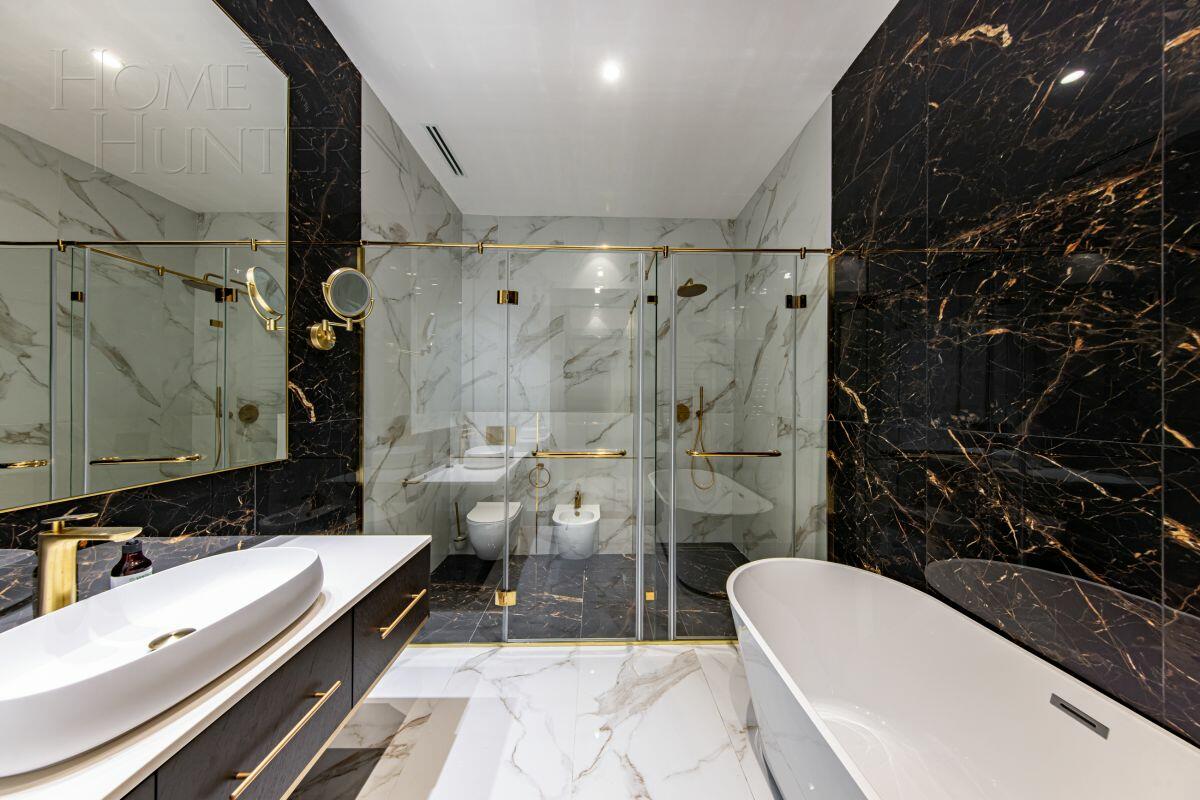 2-этажный коттедж 995 м² с отделкой