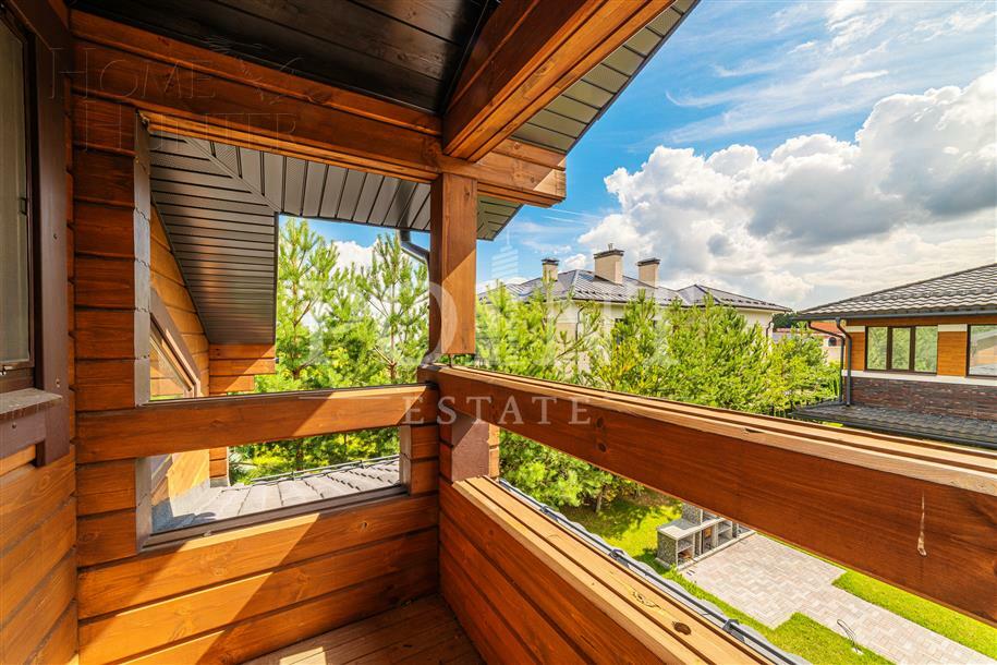 2-этажный коттедж 703 м² без отделки