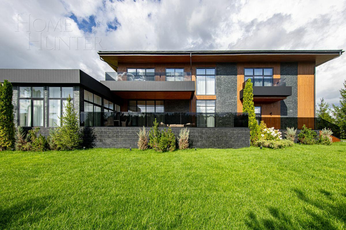 2-этажный коттедж 995 м² с отделкой