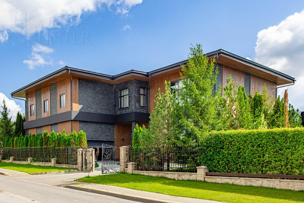 2-этажный коттедж 995 м² с отделкой