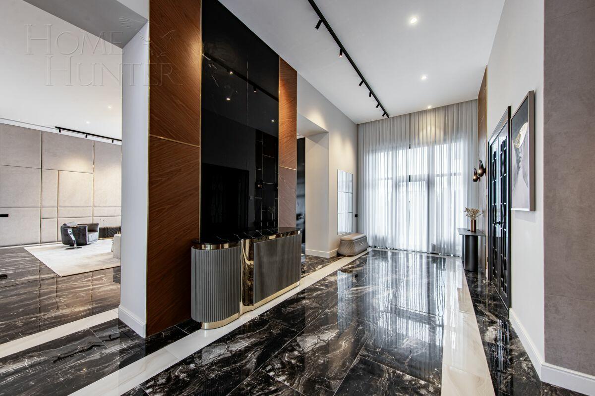 2-этажный коттедж 995 м² с отделкой