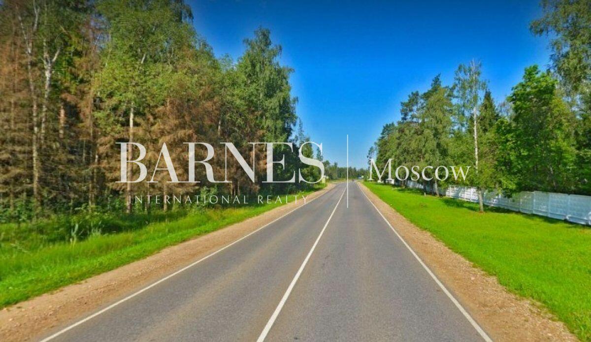 2-этажный коттедж 549 м² без отделки