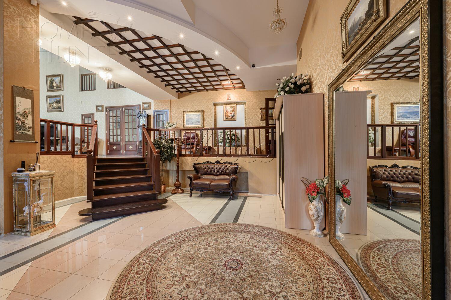 2-этажный коттедж 1 250 м² с отделкой