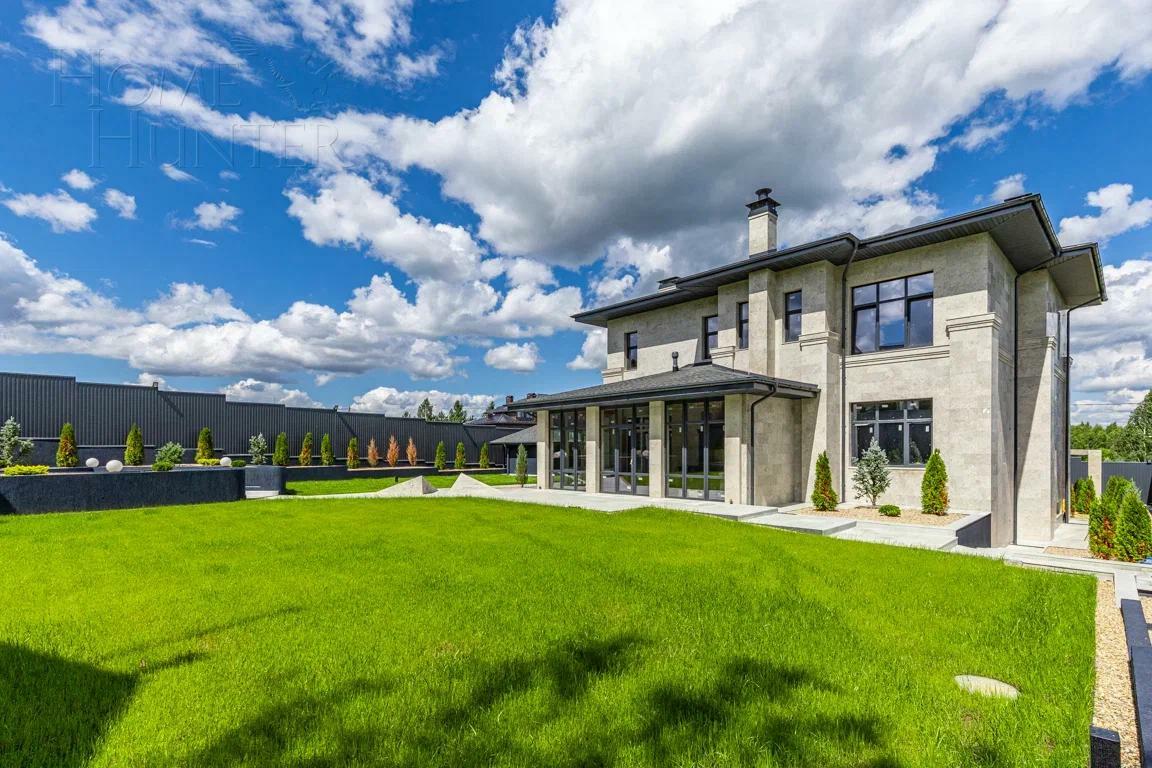 2-этажный коттедж 460 м² без отделки