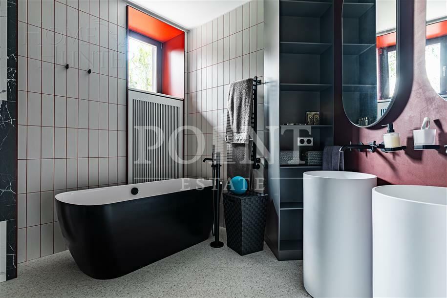 2-этажный коттедж 1 000 м² с отделкой