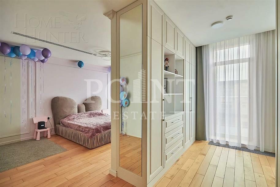 3-этажный таунхаус 264 м² с отделкой