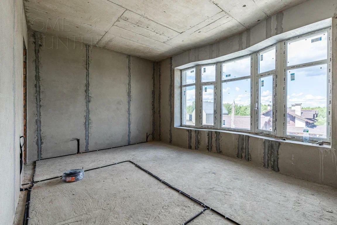 2-этажный коттедж 460 м² без отделки