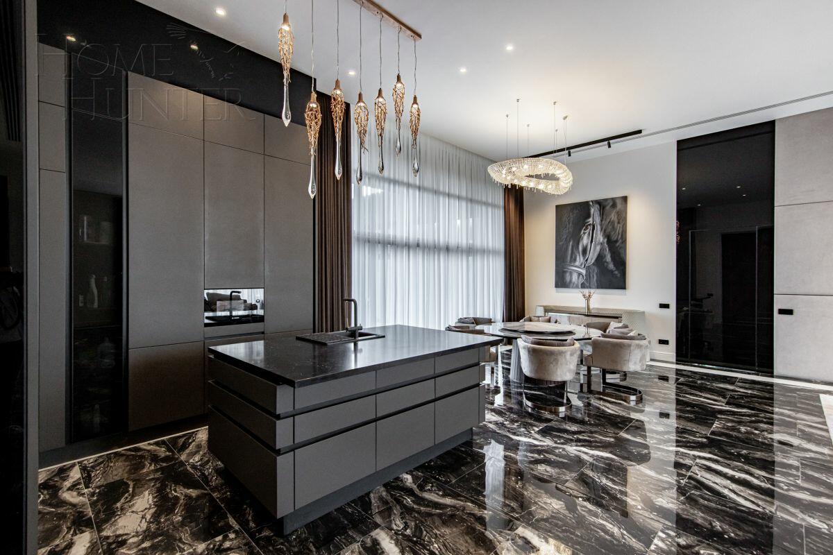 2-этажный коттедж 995 м² с отделкой