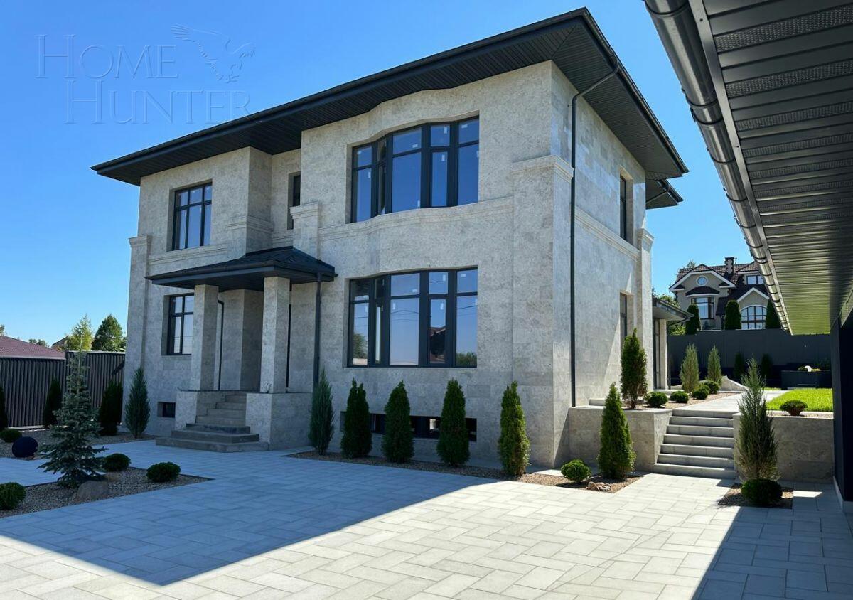 2-этажный коттедж 460 м² без отделки