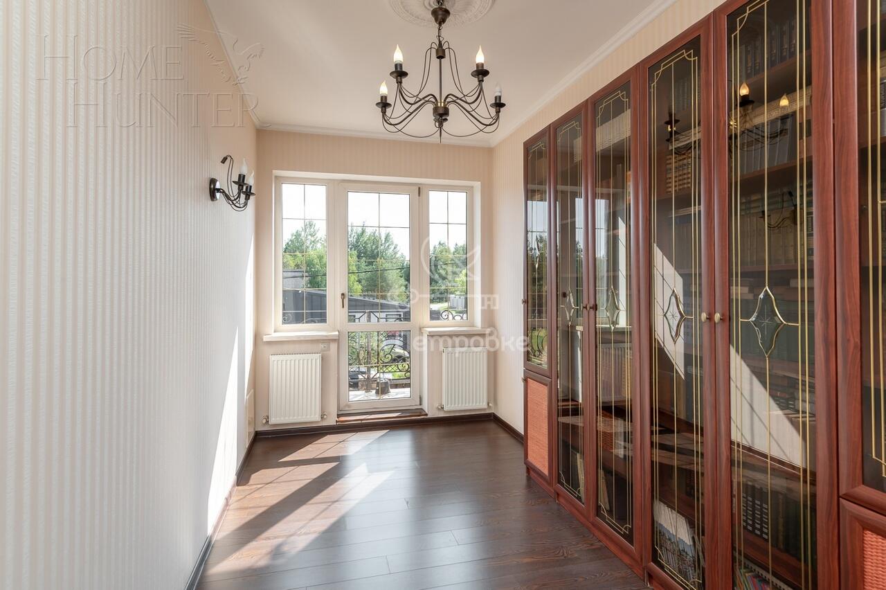 3-этажный коттедж 422 м² с отделкой