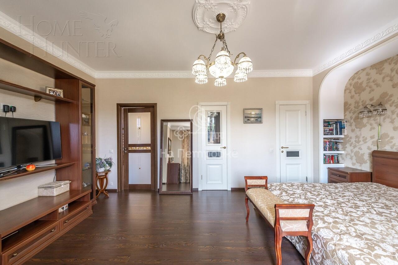 3-этажный коттедж 422 м² с отделкой