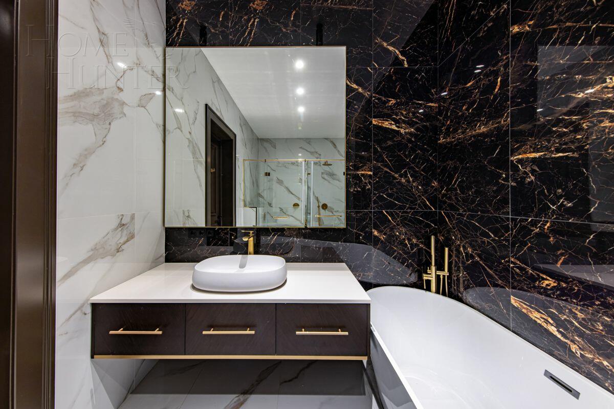 2-этажный коттедж 995 м² с отделкой