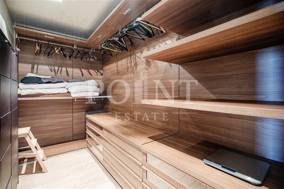 7-КОМН. КВАРТИРА С ОТДЕЛКОЙ 330 М² НА 2 ЭТАЖЕ
