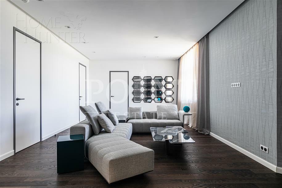 2-этажный коттедж 1 000 м² с отделкой