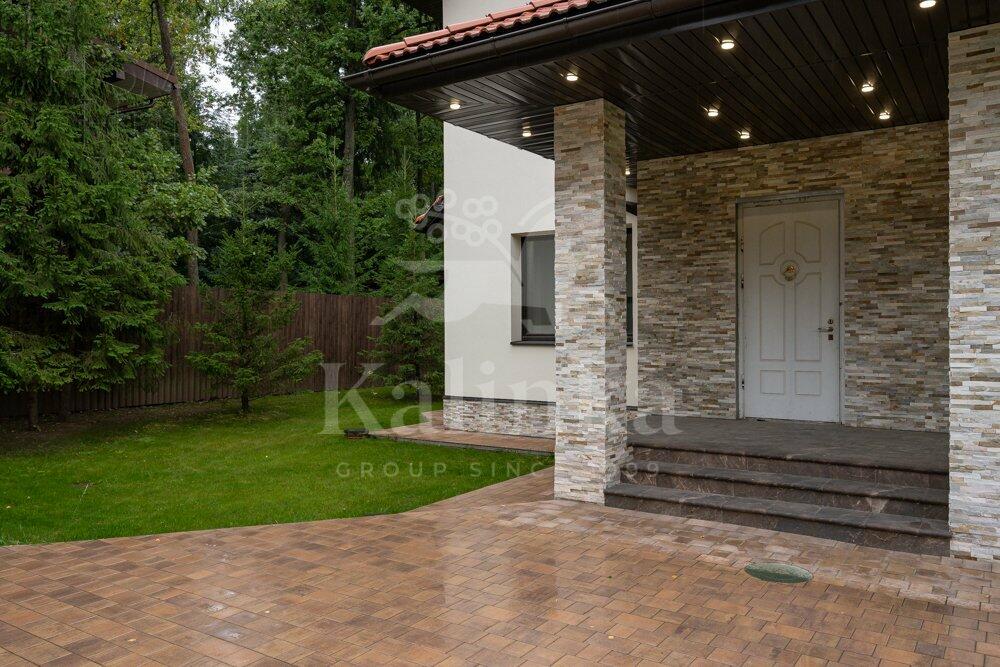 2-этажный коттедж 440 м² без отделки