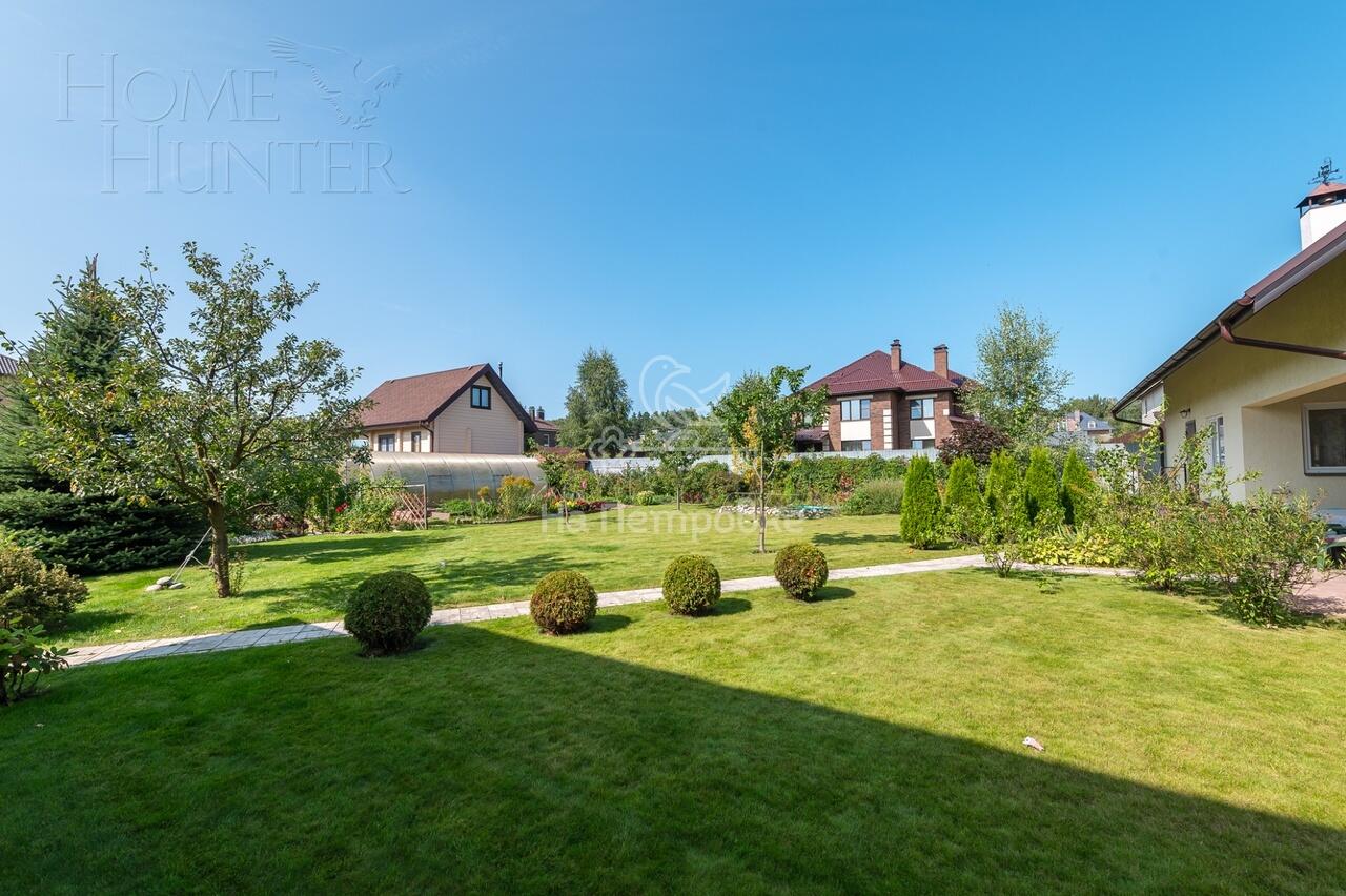 3-этажный коттедж 422 м² с отделкой