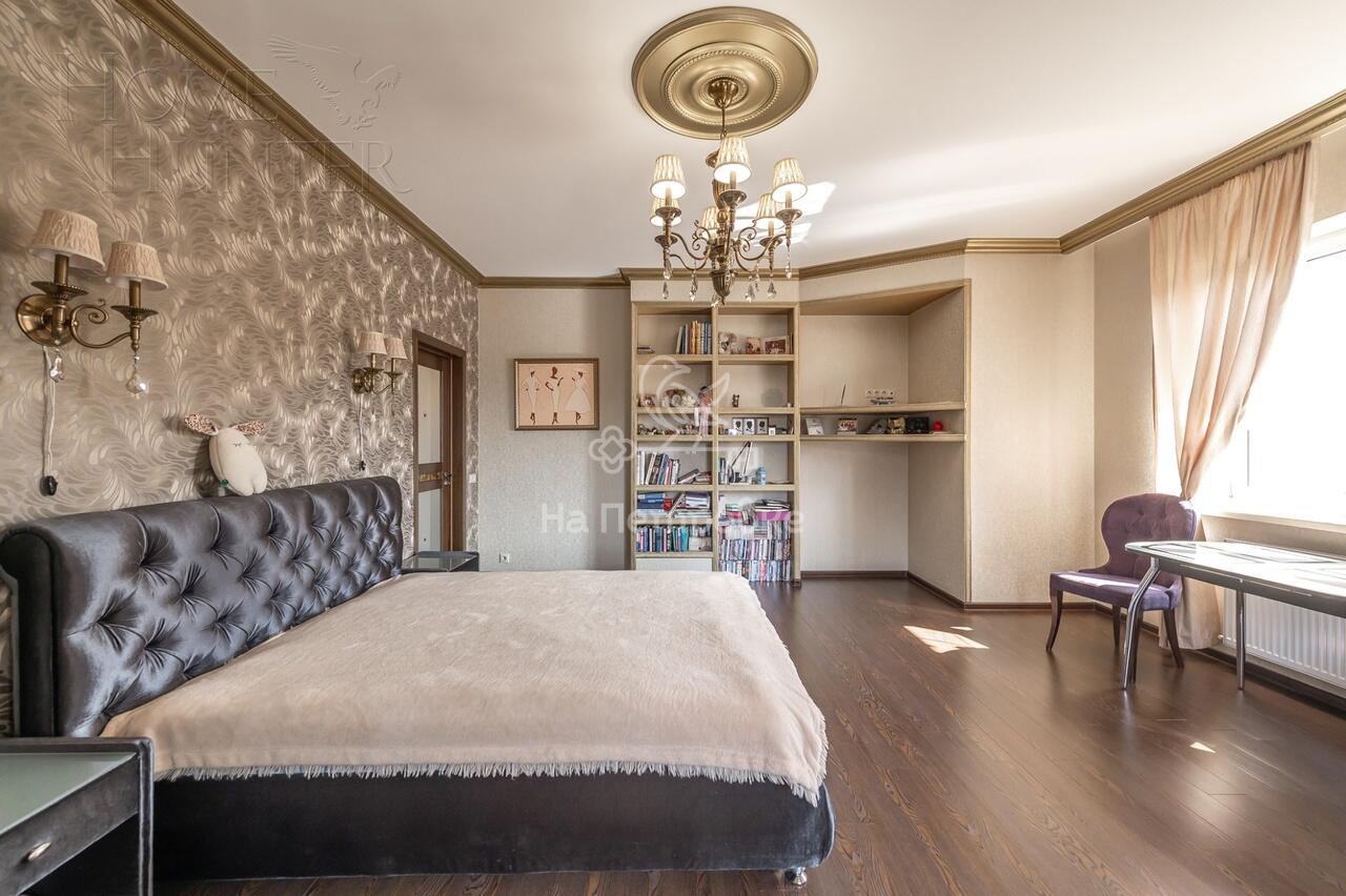 3-этажный коттедж 422 м² с отделкой