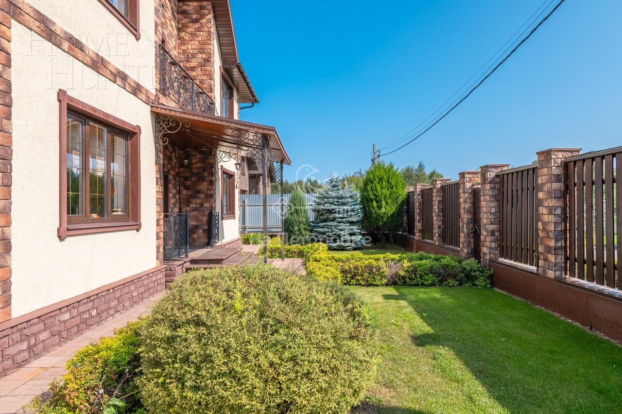 3-этажный коттедж 422 м² с отделкой