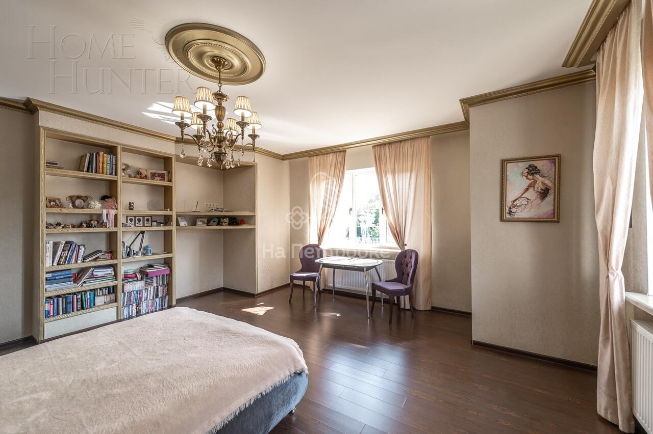 3-этажный коттедж 422 м² с отделкой