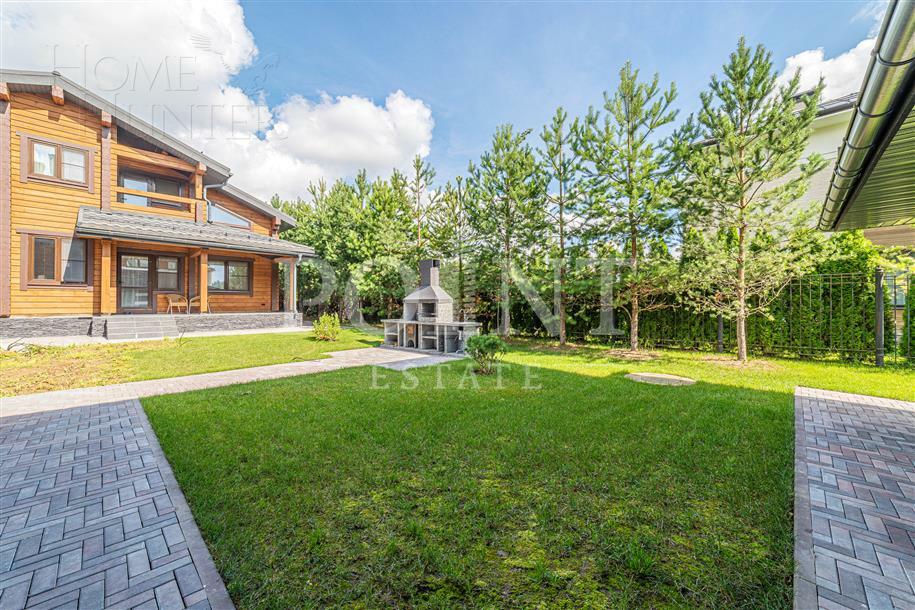 2-этажный коттедж 703 м² без отделки