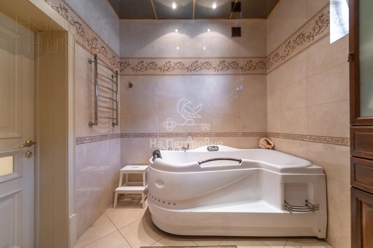 3-этажный коттедж 422 м² с отделкой