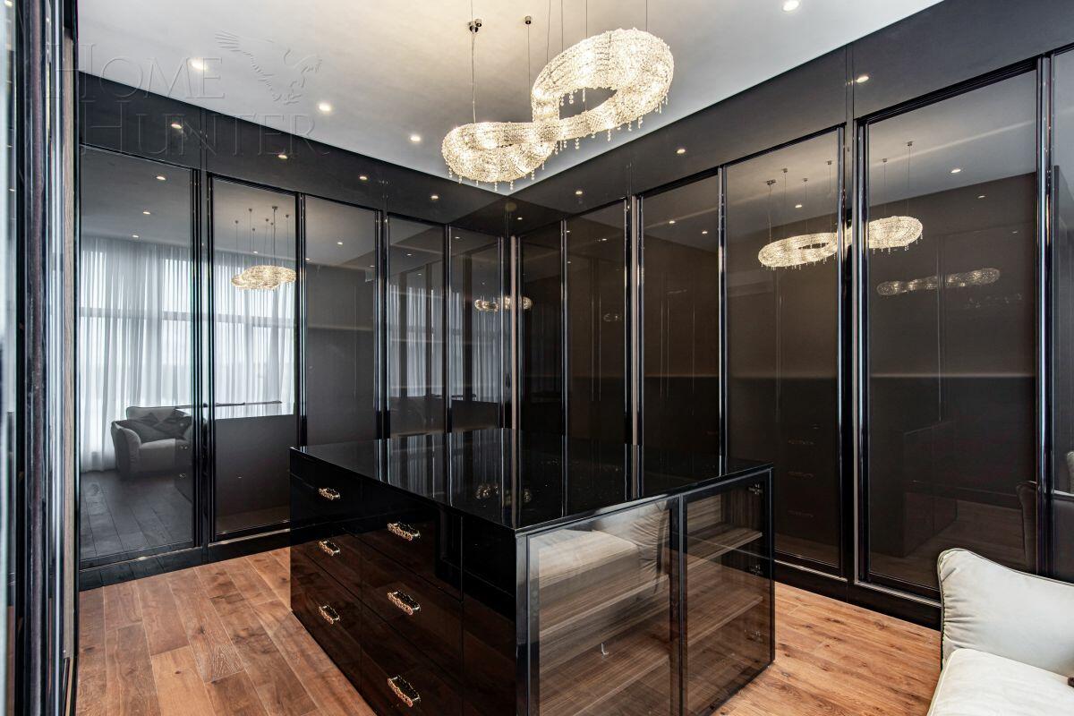 2-этажный коттедж 995 м² с отделкой