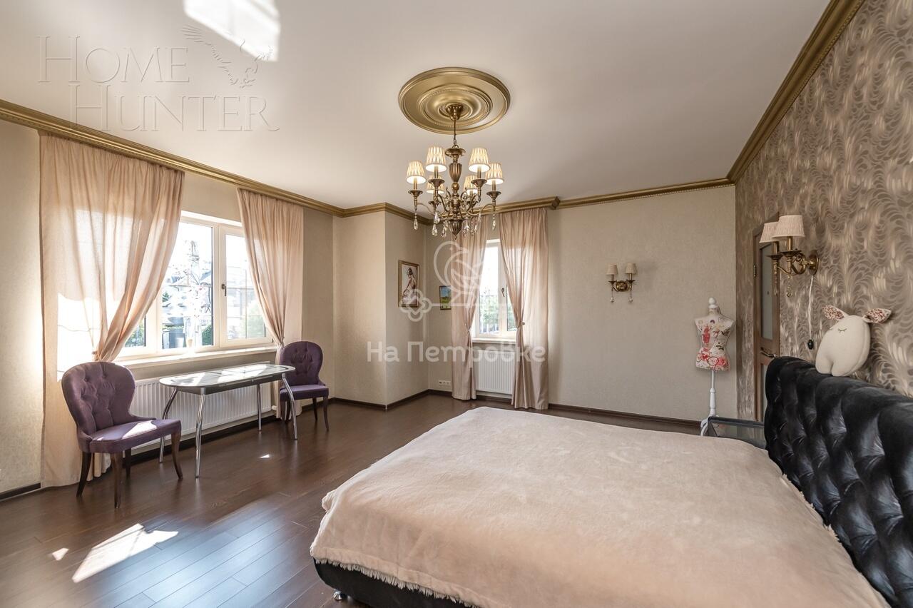 3-этажный коттедж 422 м² с отделкой